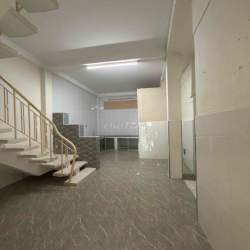 NHÀ CHO THUÊ SÁT BÊN ÂP BẮC CHỢ THẠNH TRỊ MỸ THO