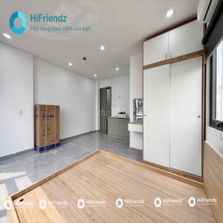 1  phòng ngủ full kính view siêu đỉnh. gần Vincom Phan Văn Trị