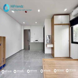 1  phòng ngủ full kính view siêu đỉnh. gần Vincom Phan Văn Trị