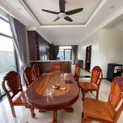 Cho thuê biệt thự đẹp- nội thất gỗ sịn tại Bưng Ông Thoàn-Phú Hữu- Q9