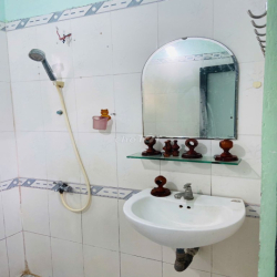 PHÒNG MỚI CÓ CỬA SỔ LỚN, MÁY LẠNH-GẦN CHỢ BÀ CHIỂU 25M2