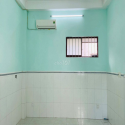 PHÒNG MỚI CÓ CỬA SỔ LỚN, MÁY LẠNH-GẦN CHỢ BÀ CHIỂU 25M2