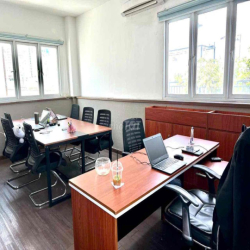 Chính chủ cho thuê văn phòng 25 - 80m2 ở Căn góc 2 MT Khánh Hội Quận 4