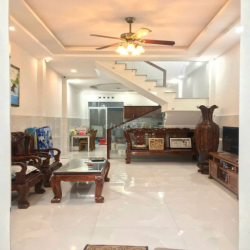Cho thuê nhà NC hẻm xe tải 4x15 