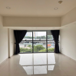 Cho thuê căn studio The Sun Avenue 33m2, nội thất cơ bản bếp, rèm, ML