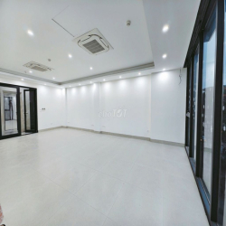 Cho thuê văn phòng Đội Cấn 75m2 chỉ 10tr FREE dịch vụ FREE để xe 