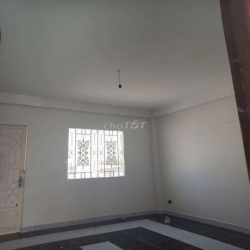 Nhà Trệt, 1 lầu, Sân Thượng 4 phòng C3 Phạm Hùng ngay Quận 8 chỉ 14tr