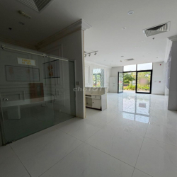 Cho thuê NGUYÊN CĂN ShopHouse Manor Crown - mặt tiền Tố Hữu, TP Huế