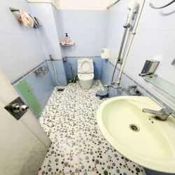 Nhà thuê Khuông Việt. Quận Tân Phú (3pn, 3wc) hẻm xe hơi. Dtsd 320m2