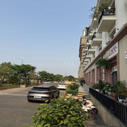 Cho thuê NGUYÊN CĂN ShopHouse Manor Crown - mặt tiền Tố Hữu, TP Huế