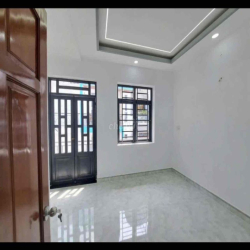 Cho Thuê Nhà Sạch Sẻ DT 140m2 1Trệt 1Lửng 1Lầu 3Pn 3Wc Hẻm Xe Tải