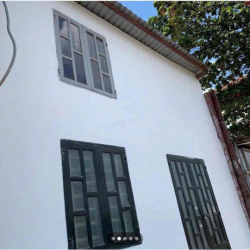 nhà nhỏ mới sạch đẹp , đường số 20 p5 gv ,