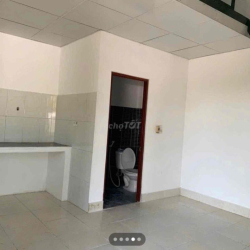 nhà nhỏ mới sạch đẹp , đường số 20 p5 gv ,