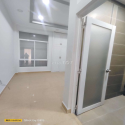 Nhà 76m2 1 Trệt 3 Lầu  4pn 5wc đường xe tải  20triệu