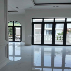 CHO THUÊ NHÀ BIỆT THỰ CHÁNH NGHĨA FULL NỘI THẤT MỚI CAO CẤP