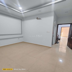 Nhà 76m2 1 Trệt 3 Lầu  4pn 5wc đường xe tải  20triệu