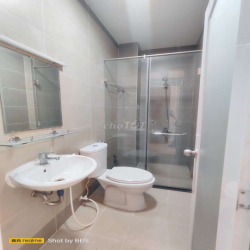 Nhà 76m2 1 Trệt 3 Lầu  4pn 5wc đường xe tải  20triệu