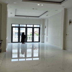 CHO THUÊ NHÀ BIỆT THỰ CHÁNH NGHĨA FULL NỘI THẤT MỚI CAO CẤP