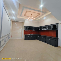 Nhà 76m2 1 Trệt 3 Lầu  4pn 5wc đường xe tải  20triệu