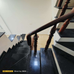 Nhà 76m2 1 Trệt 3 Lầu  4pn 5wc đường xe tải  20triệu