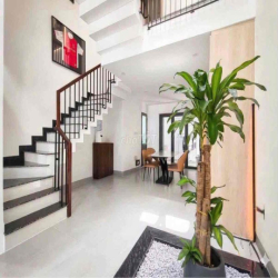 CHO THUÊ NHÀ ĐẸP 4PN NAM VIỆT Á MỚI TINH