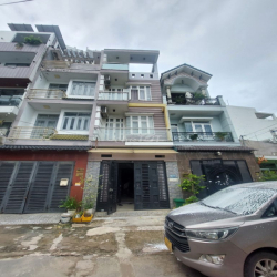 Cho thuê nhà nguyên căn giá rẻ 148/21 Đ59, 4 PN, 5WC. 4,15x12,4 tầng.