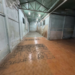 Nhà 2 mặt tiền, được phép cải tạo, rộng 250m2 - Ngay Hoàng Diệu 2