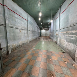 Nhà 2 mặt tiền, được phép cải tạo, rộng 250m2 - Ngay Hoàng Diệu 2