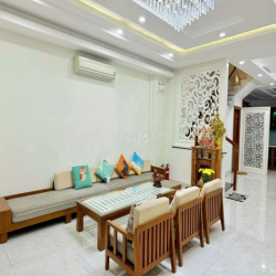 NHÀ 5X25M 1 TRỆT 3 LẦU FULL NỘI THẤT CAO CẤP