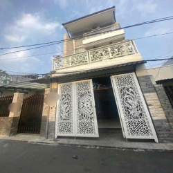 GẦN HOÀNG DIỆU 2- HỌC VIỆN TƯ PHÁP KHA VẠN CÂN SÂN Ô TÔ 4PN 4WC