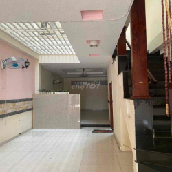 GẦN HOÀNG DIỆU 2- HỌC VIỆN TƯ PHÁP KHA VẠN CÂN SÂN Ô TÔ 4PN 4WC