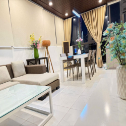 CĂN PENHOUSE RỘNG THOÁNG  NGAY CẦU SÀI GÒN QUẬN 2