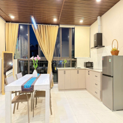 CĂN PENHOUSE RỘNG THOÁNG  NGAY CẦU SÀI GÒN QUẬN 2