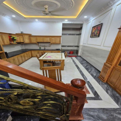 Nhà 1 trệt 3 lầu full nội thất đường số 6 BHH B bình tân