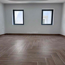 cho thuê nhà đẹp 4x20m , khu Tên Lửa