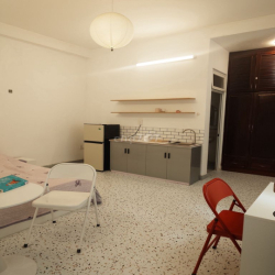 Phòng ban công riêng 28m2 khu vực Trần Não