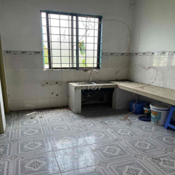 Cho thuê nhà rộng 200m2