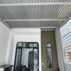 NHỈNH 2 TỶ - 100m2 - NGANG 5m - CĂN GÓC - HẺM XE HƠI QUAY ĐẦU