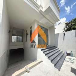 UNBOX VILLA MỚI XÂY TRUNG TÂM Q2 5PN CÓ THANG MÁY KDC MỚI GIÁ SIÊU TỐT