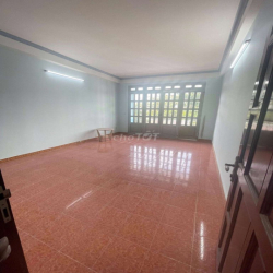 CHO THUÊ NHÀ MT 2 LẦU ,STHUONG GIÁ TỐT