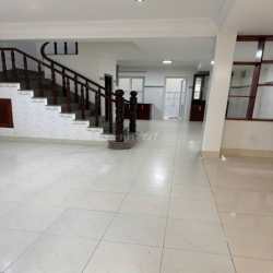 NHÀ ĐƯỜNG HOÀNG VIỆT DIỆN TÍCH: 6X20M TRỆT 3 LẦU CHO THUÊ