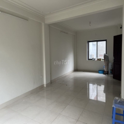 Cho Thuê Tầng 3 toà 532 Thuỵ Khuê, Tây Hồ, Hà Nội