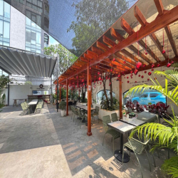 Cho Thuê Biệt Thự Sang Trọng Khu Thủ Thiêm – Diện Tích Lớn, Vị Trí Đẹp