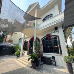 Cho Thuê Biệt Thự Sang Trọng Khu Thủ Thiêm – Diện Tích Lớn, Vị Trí Đẹp