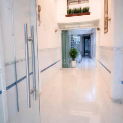 Cho thuê mặt tiền kinh doanh ngay trung tâm Q.4, gần chợ và trường