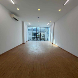 NHÀ MẶT TIỀN 5LẦU ĐƯỜNG NGUYỄN VĂN THƯƠNG,P25,BT.dtsd:320m2,KD sầm uất