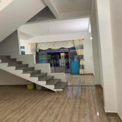 nhà bình kỳ hoá quý ngũ hành sơn