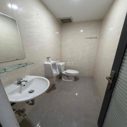 NHÀ MẶT TIỀN 5LẦU ĐƯỜNG NGUYỄN VĂN THƯƠNG,P25,BT.dtsd:320m2,KD sầm uất