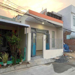 nhà bình kỳ hoá quý ngũ hành sơn