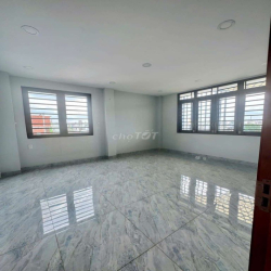 🍀NHÀ CĂN GÓC 413/Lê Văn Quới 6x10m 4 tấm